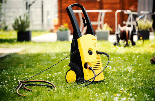 Best Parking Lot and Garage Cleaning  in Calumet, PA